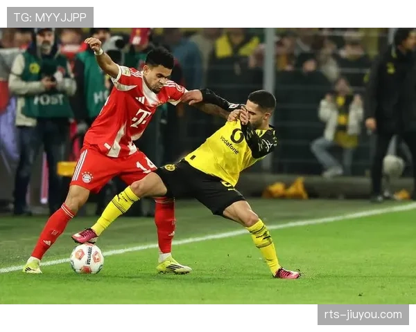 拜仁慕尼黑1-0小胜多特蒙德,积分榜领先优势扩大到7分 拜仁慕尼黑1-0小胜多特蒙德,积分榜领先优势扩大到7分